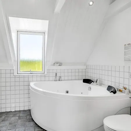 Holiday home Halvor - 200m From The Sea In Western Jutland By Interhome *